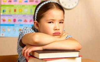 Uwaga dla rodziców: co zrobić, jeśli dziecko nie chce się uczyć Dziecko ma trudności z nauczeniem się, co robić