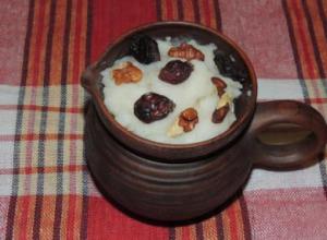 Guryev kaša - národné ruské jedlo Guryev kaša klasický recept