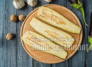 Baklažán s orechmi - recepty krok za krokom na varenie s cesnakom, bylinkami, granátovými jablkami alebo paradajkami